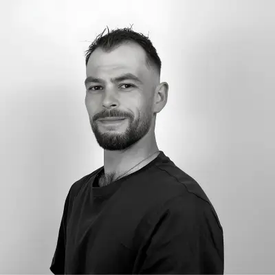 Simon Master Decorator